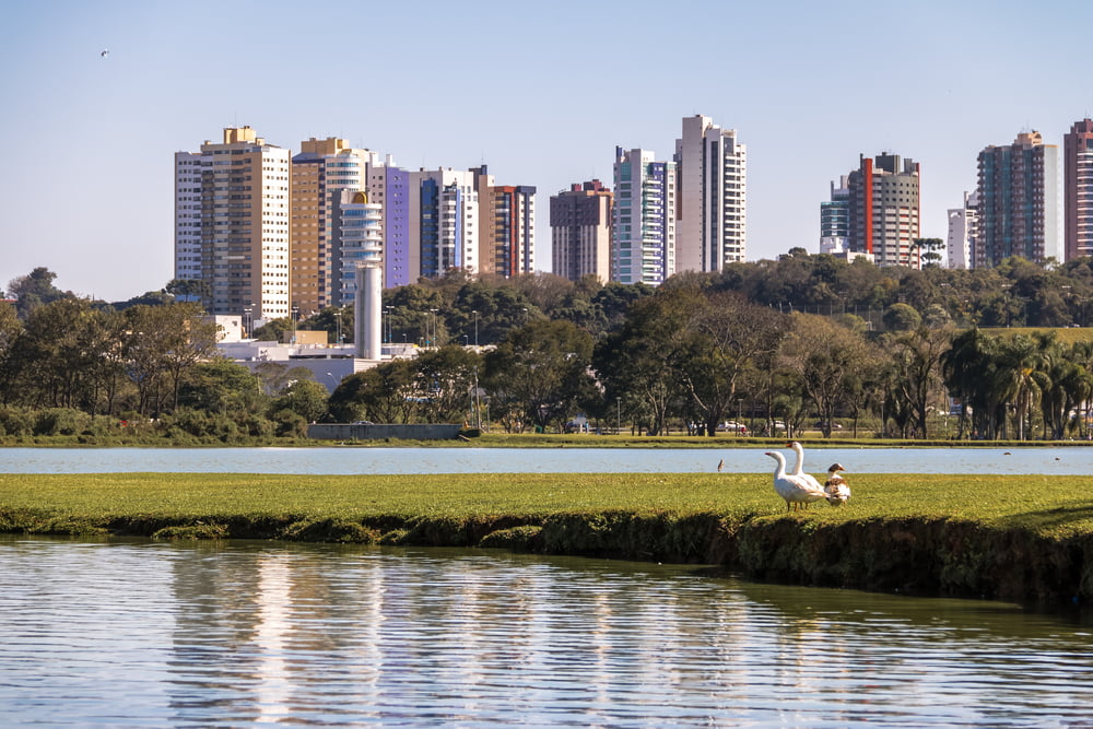 10 Melhores Destinos para Viajar pelo Brasil em Agosto: Descubra os Encantos do Inverno Tropical 3 curitiba